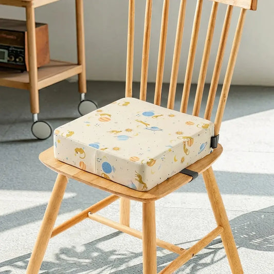 Coussin Rehausseur Enfant a motif espace