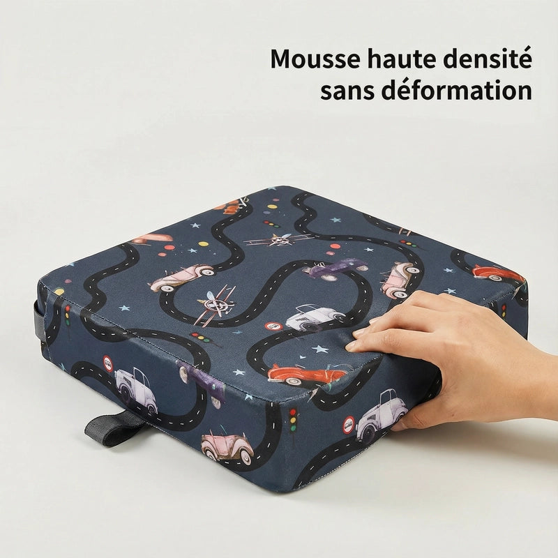 Coussin imperméable motif voiture détail de la mousse