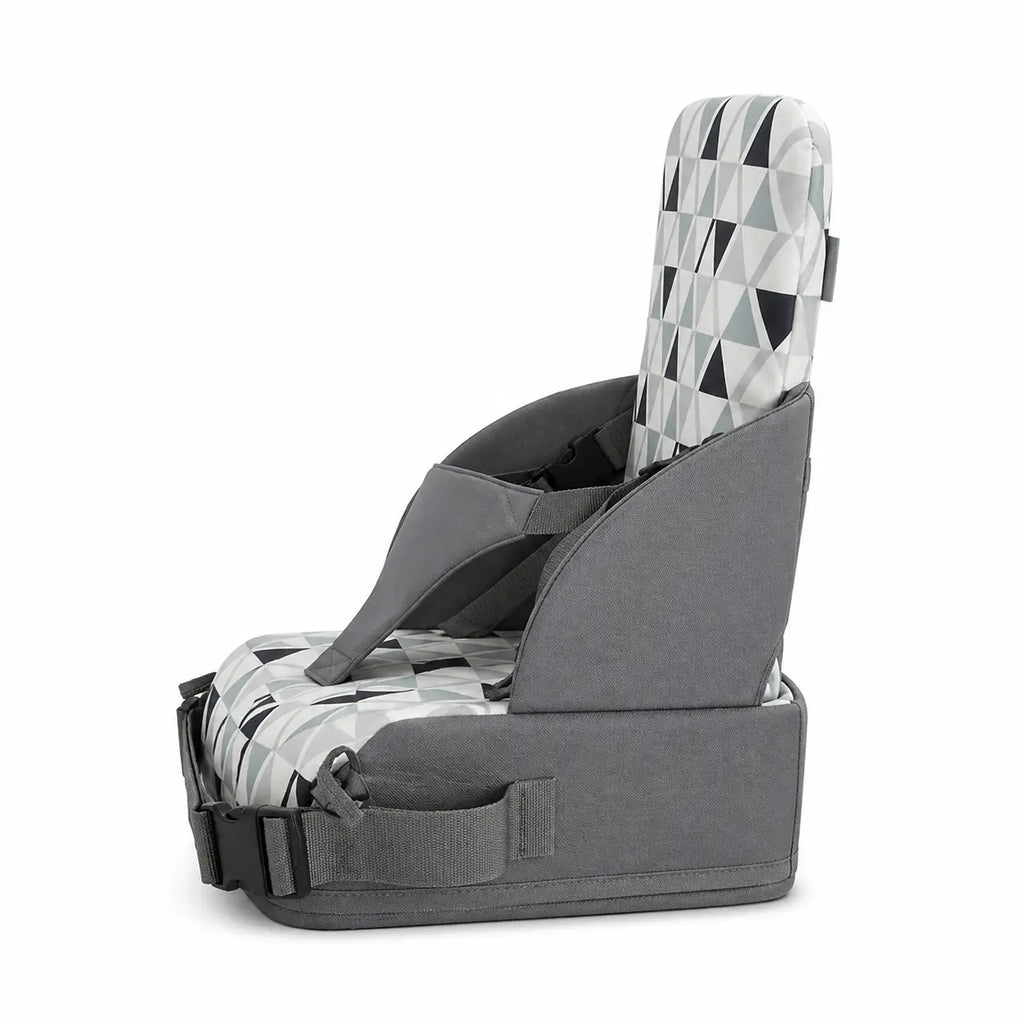 Rehausseur bébé triangle à sangles sur fond blanc vue de côté
