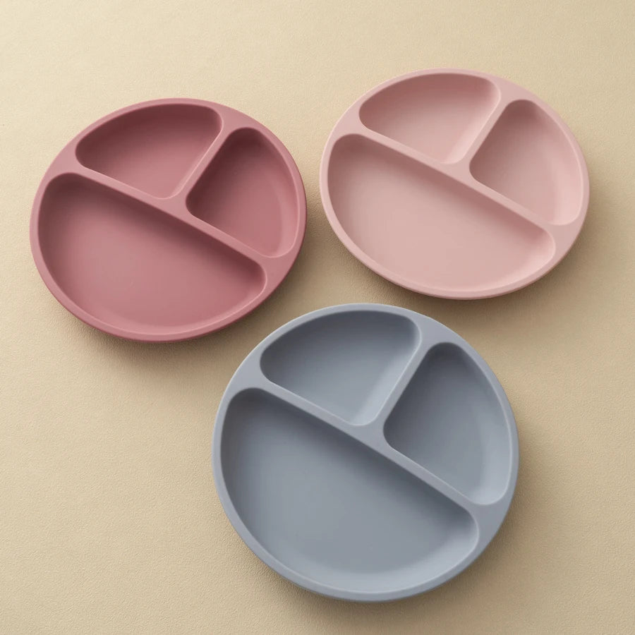Assiette silicone à ventouse enfant vue de côté